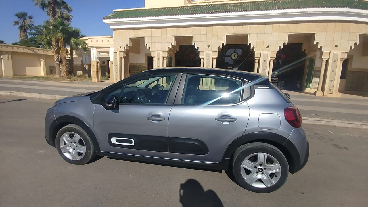 Location Citroën C3 Grise à Oujda — photo 9