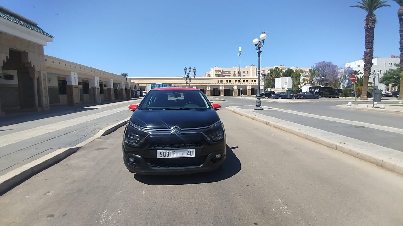 Location Citroën C3 Noire à Oujda — photo 2